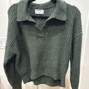 Old Navy Women's Olive V-Neck Sweater
